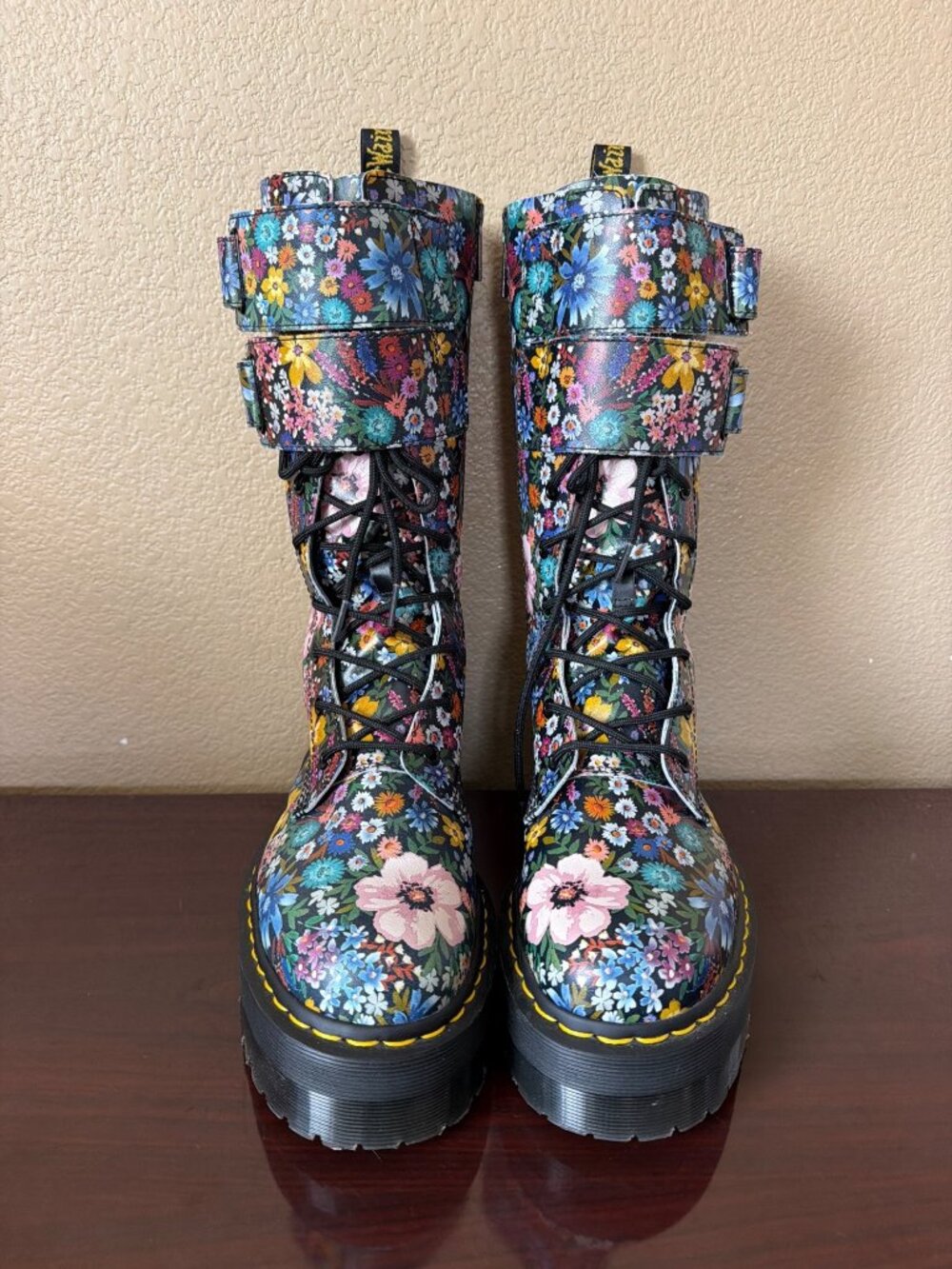 Dr. Martens Jagger Wanderlust Floral Leather Platform Boots Women's US 10 No Box - Picture 3 of 16